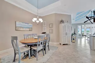 246 Sapphire Lake Dr, Bradenton, FL 34209 - Photo 6