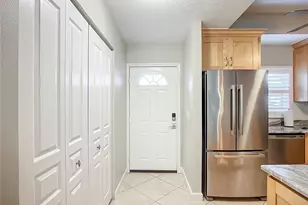 8355 Glen Rose Way, Sarasota, FL 34238 - Photo 14
