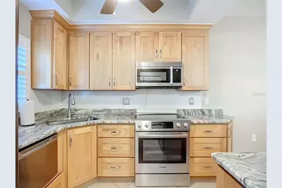 8355 Glenrose Way #112, Sarasota, FL 34238 - Photo 2