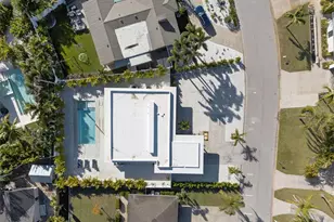 2306 Valencia Dr, Sarasota, FL 34239 - Photo 38