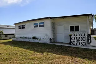 3321 Shingle Oak Terrace, Sarasota, FL 34237 - Photo 4