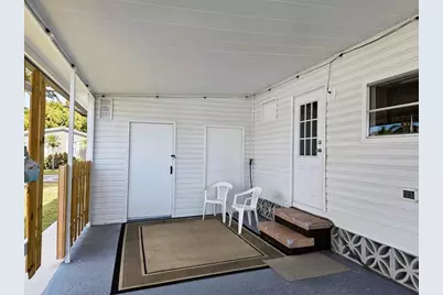 3321 Shingle Oak Terrace, Sarasota, FL 34237 - Photo 8