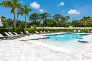 4095 Via Sienna Cir, Sarasota, FL 34243 - Photo 14