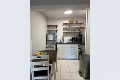 170 Roosevelt Drive #10, Sarasota, FL 34236 - Photo 6