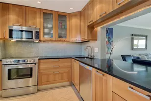 4900 Gulf of Mexico Dr, Longboat Key, FL 34228 - Photo 14