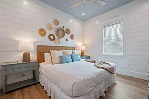 408 Magnolia Ave, Anna Maria, FL 34216 - Photo 24