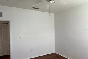 8387 38th St Cir E, Sarasota, FL 34243 - Photo 12