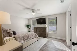 2054 Racimo Dr, Sarasota, FL 34240 - Photo 18
