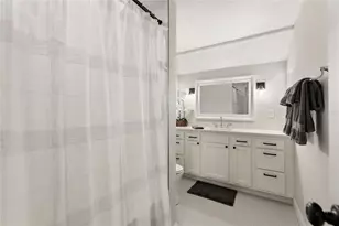 2054 Racimo Dr, Sarasota, FL 34240 - Photo 22