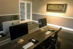 2700 Coconut Bay Ln, Sarasota, FL 34237 - Photo 18