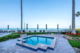 2525 Gulf of Mexico Dr, Longboat Key, FL 34228 - Photo 40