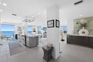 2525 Gulf of Mexico Dr, Longboat Key, FL 34228 - Photo 6