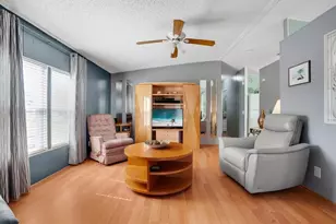 709 Riverview Cir, North Port, FL 34287 - Photo 6