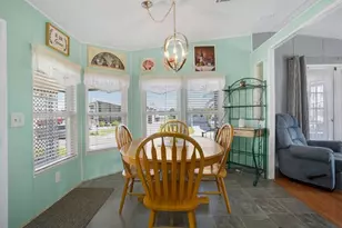 709 Riverview Cir, North Port, FL 34287 - Photo 10
