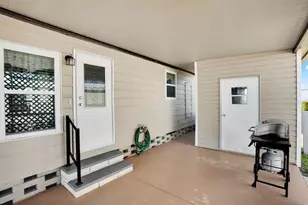 709 Riverview Cir, North Port, FL 34287 - Photo 28