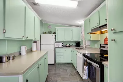 709 Riverview Circle, North Port, FL 34287 - Photo 2