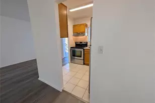 5883 Todd St, Bradenton, FL 34207 - Photo 6