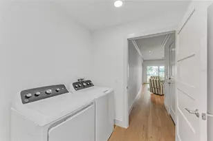 605 Key Royale Dr, Holmes Beach, FL 34217 - Photo 68