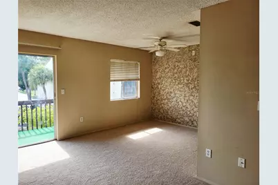 2707 Hidden Lake Boulevard #D, Sarasota, FL 34237 - Photo 2