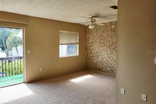 2707 Hidden Lake Blvd, Sarasota, FL 34237 - Photo 2