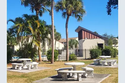 2707 Hidden Lake Boulevard #D, Sarasota, FL 34237 - Photo 12