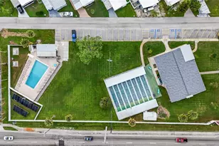 307 52nd Ave Dr W, Bradenton, FL 34207 - Photo 30