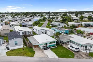 307 52nd Ave Dr W, Bradenton, FL 34207 - Photo 24