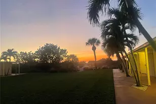 8625 Midnight Pass Rd, Sarasota, FL 34242 - Photo 28