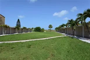 8625 Midnight Pass Rd, Sarasota, FL 34242 - Photo 26