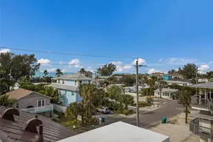 2213 Avenue C, Bradenton Beach, FL 34217 - Photo 22