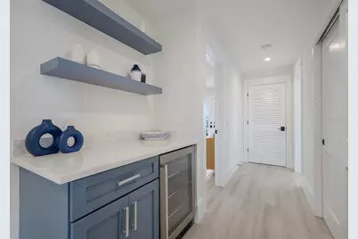 2213 Avenue C, Bradenton Beach, FL 34217 - Photo 38
