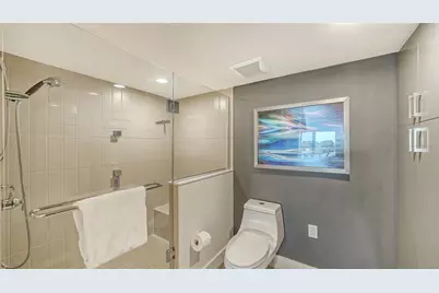 1465 Gulf Of Mexico Drive #106, Longboat Key, FL 34228 - Photo 28