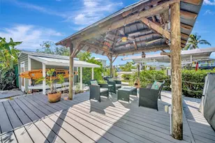 1841 Bayshore Dr, Terra Ceia, FL 34250 - Photo 68