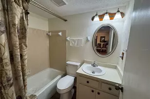 3122 Lake Bayshore Dr, Bradenton, FL 34205 - Photo 14