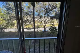 3122 Lake Bayshore Dr, Bradenton, FL 34205 - Photo 10