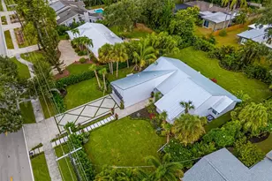 1705 Field Rd, Sarasota, FL 34231 - Photo 64