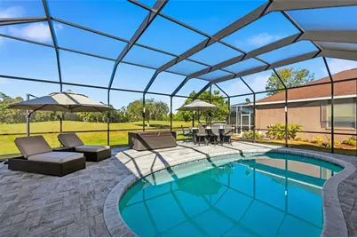 574 Planters Manor Way, Bradenton, FL 34212 - Photo 32