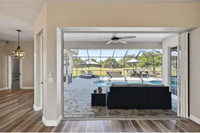 574 Planters Manor Way, Bradenton, FL 34212 - Photo 6