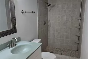 4601 Summerwind Dr, Sarasota, FL 34234 - Photo 8