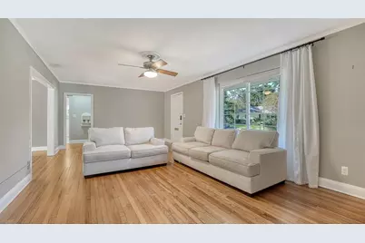 121 24th Street W, Bradenton, FL 34205 - Photo 32