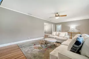 121 24th St W, Bradenton, FL 34205 - Photo 12