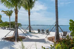 344 Sapphire Lake Dr, Bradenton, FL 34209 - Photo 70