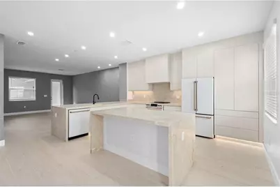 7304 Portlight Lane, Sarasota, FL 34240 - Photo 4