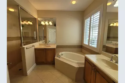 7486 Edenmore Street, Lakewood Ranch, FL 34202 - Photo 10