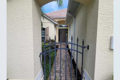 7486 Edenmore Street, Lakewood Ranch, FL 34202 - Photo 2