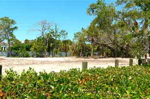 7233 Midnight Pass Rd, Sarasota, FL 34242 - Photo 12