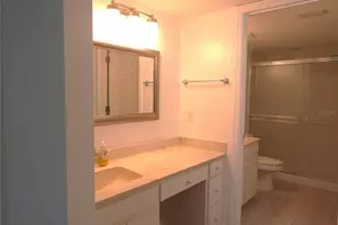 5684 Sheffield Greene Cir, Sarasota, FL 34235 - Photo 20