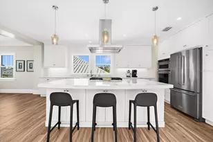 116 Garden Ln, Sarasota, FL 34242 - Photo 6