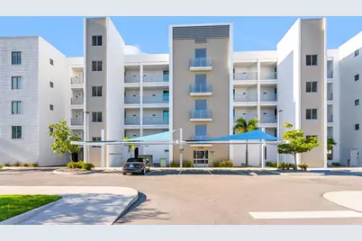 1709 N Tamiami Trail #503, Sarasota, FL 34234 - Photo 2