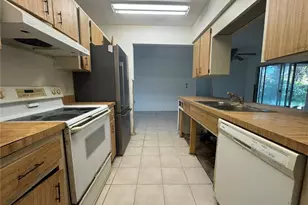 601 Dolphin Rd, Venice, FL 34293 - Photo 4